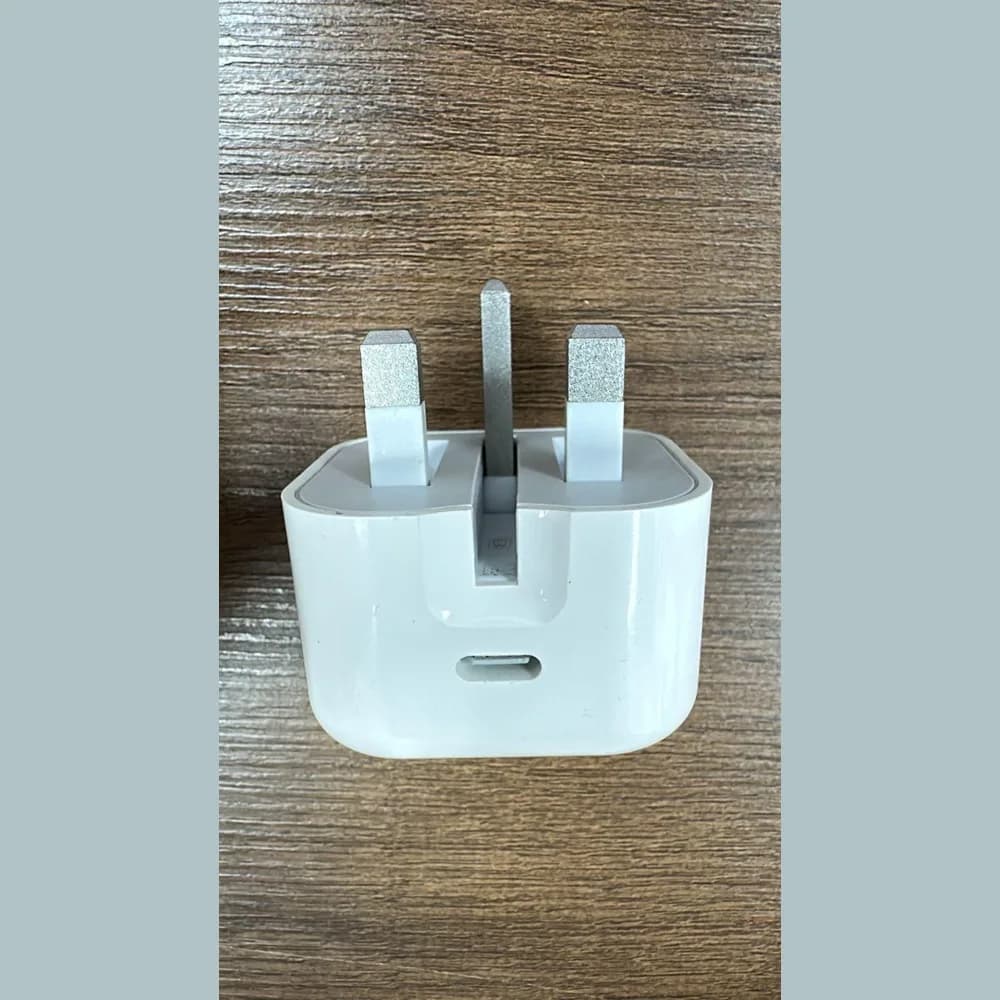 MDKG 20W USB-C charger with UK plug pins and a single USB-C port
